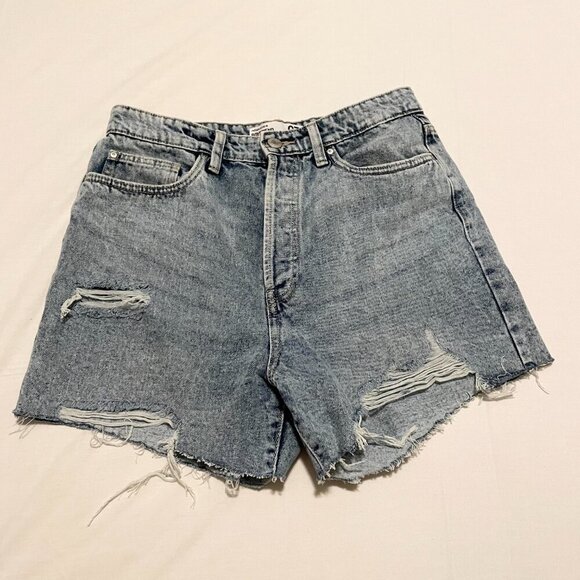 Refuge Denim Boyfriend Jean Shorts Size 7 Distressed - Picture 1 of 16